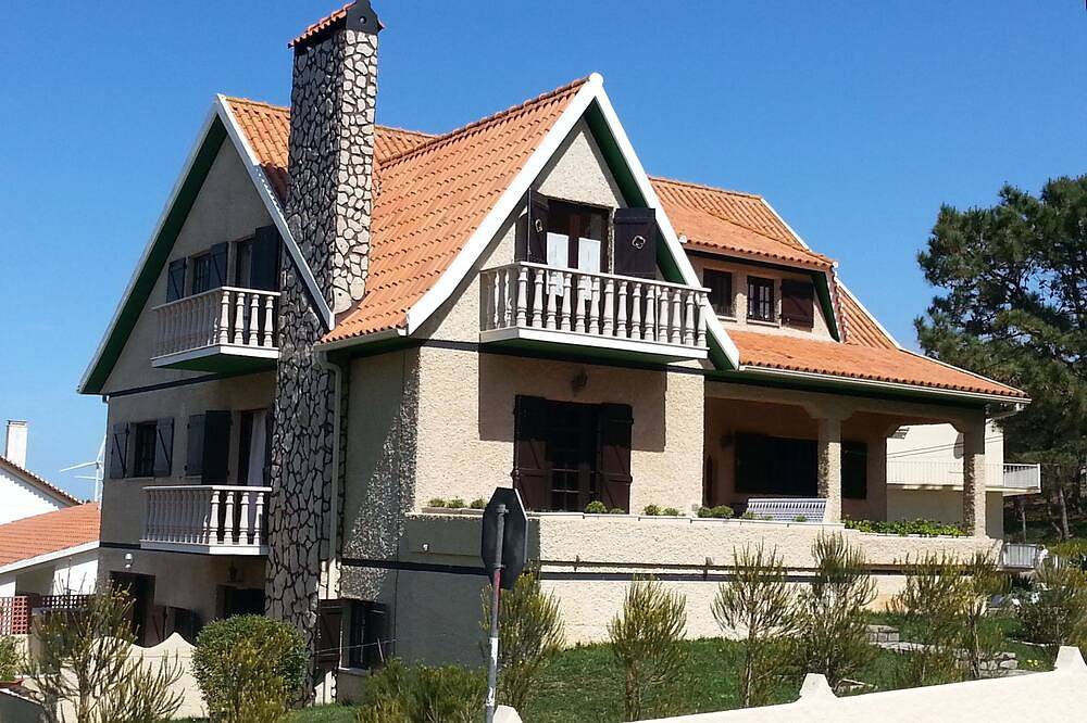Geheel appartement, Luxe strand appartement in Villa - Noord Canyon Beach 200m in Nazaré, Leiria District