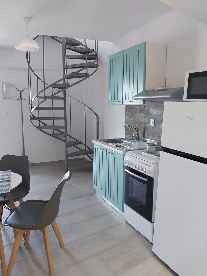 Gîte pour 2 personnes, avec Jardin à Koróni - 3