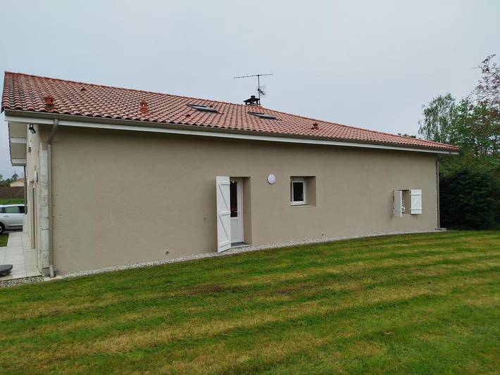 Location de vacances pour 10 personnes, avec piscine et terrasse, animaux acceptés à Narrosse - 2