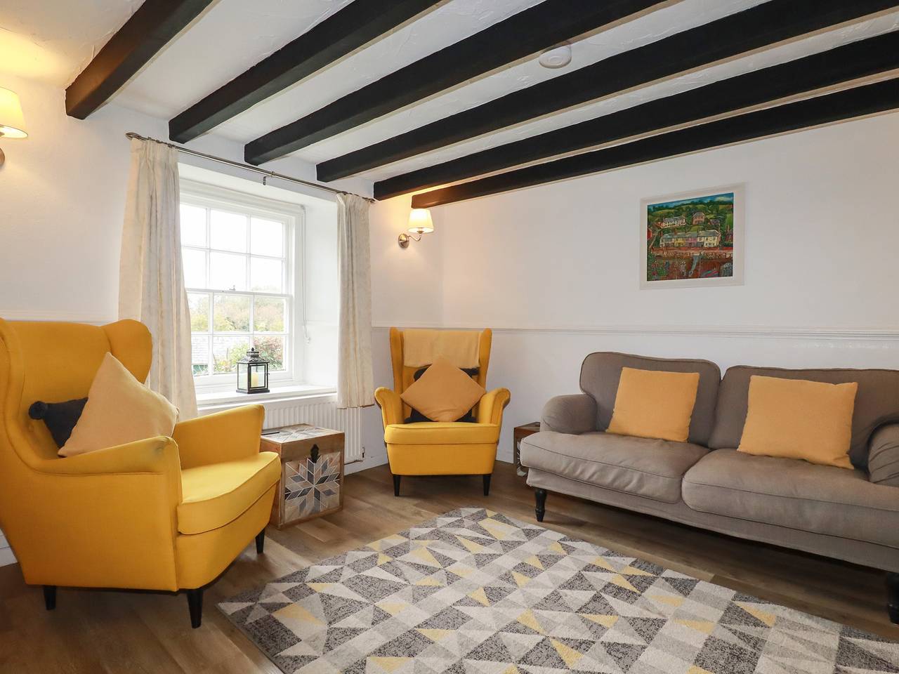 Honeysuckle Cottage in Charlestown, Cornwall