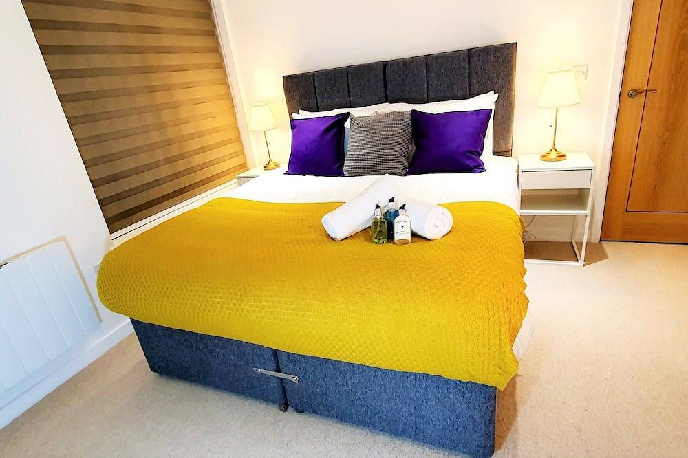 Entire apartment, Ultra Modern, Super Comfortable, 2 Bed Apartment Northampton Town Centre in Northampton, Northamptonshire