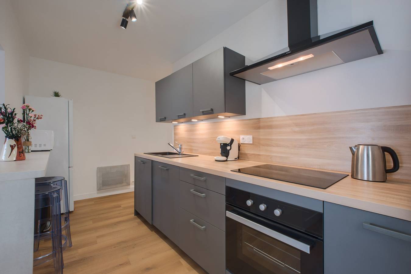 Appartement entier, La Douceur - Wifi - Proche gare in Laval, Mayenne