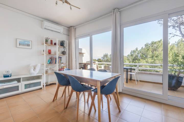 Apartamento entero, Apartamento « Bellavista I » con vistas al mar, Wi-Fi y aire acondicionado in Coves Noves, Es Mercadal