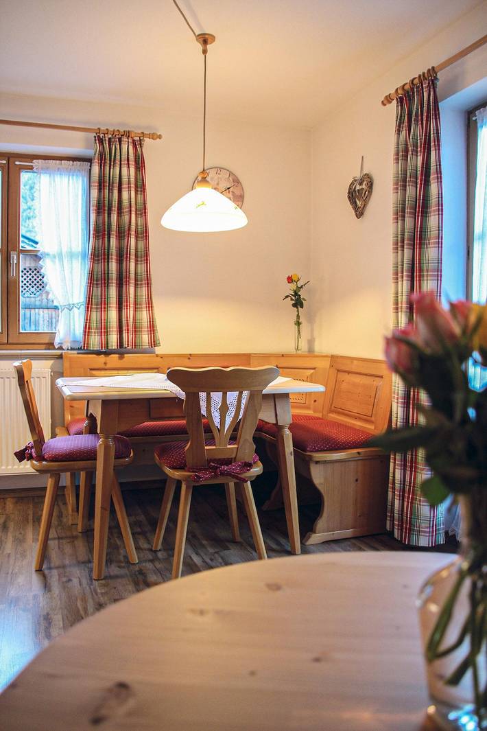 Ferienhaus für 4 Personen, mit Balkon und Terrasse sowie Ausblick im Mittenwald - 4