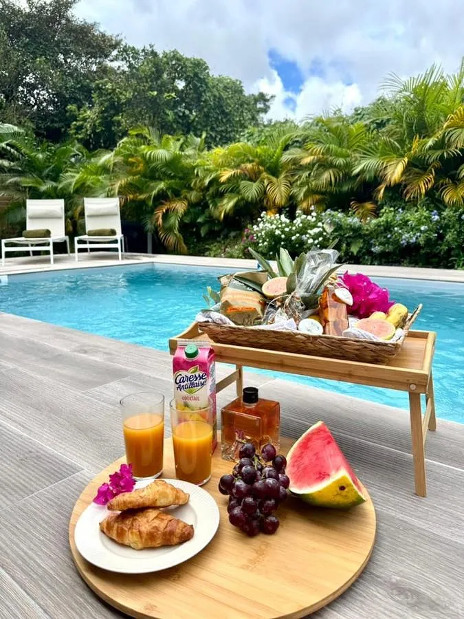 Villa pour 4 personnes, avec piscine et jardin - 1