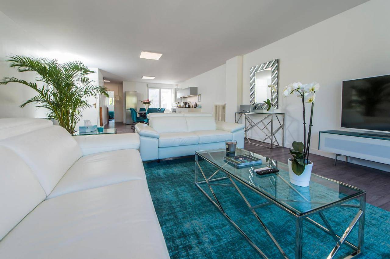 Appartement entier, Suites Mana - Le Manaloft, Chic et moderne avec salle privée de Fitness en plein centre-ville de Rethel in Rethel, Ardennes