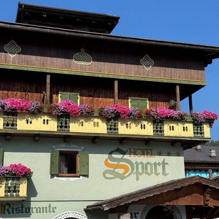 Hotel Sport in Sappada, Karnischer Hauptkamm