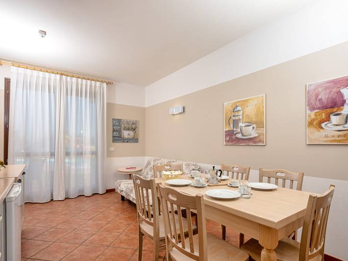 Appartamento intero, Appartamento nel Residence Eden a Peschiera in Castelnuovo del Garda, Prealpi Gardesane