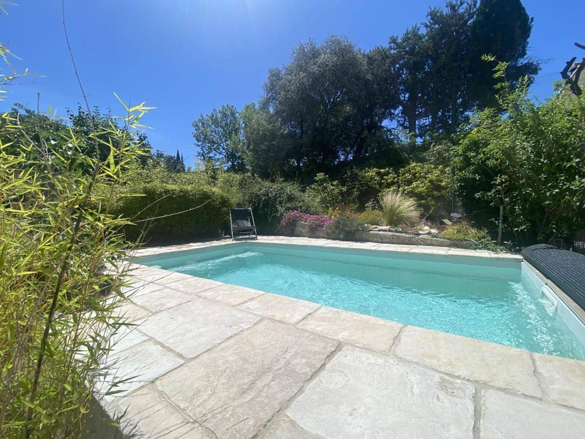 Deluxe Double Room in Séguret, Vaucluse
