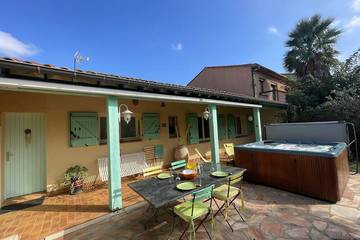 Cottage pour 5 personnes, avec jardin ainsi que jacuzzi et terrasse à Saint-André