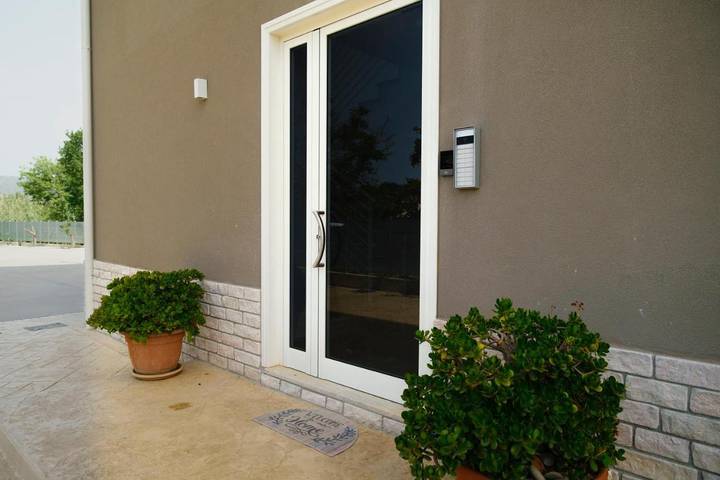 Apartamento de vacaciones para 4 personas, con jardín y vistas - 1