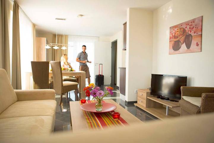 Ferienwohnung für 2 Personen, mit Balkon und Seeblick in Mecklenburgische Seenplatte - 3