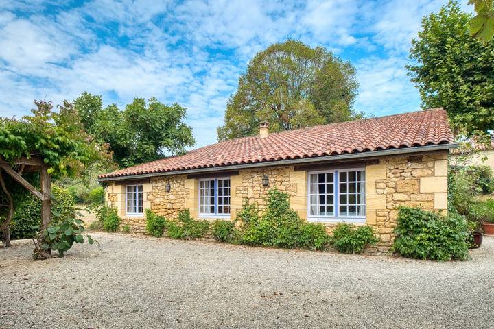 Location de vacances pour 6 personnes, avec jardin à Le Buisson-de-Cadouin - 3