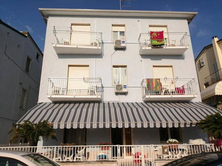 Casa vacanza per 2 persone, con Balcone e Terrazza nonché Giardino e Panorama a Porto San Giorgio