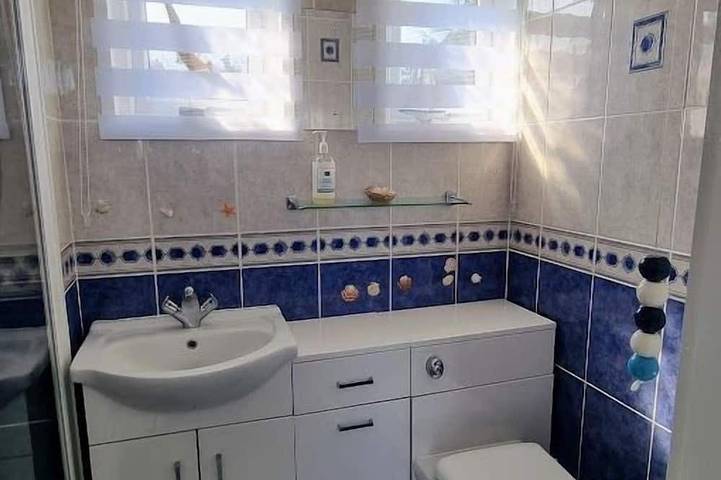 48 Kings Chalet Park - un chalet de vacances pouvant accueillir 4 personnes dans 2 chambres in Cromer, Côte de Norfolk