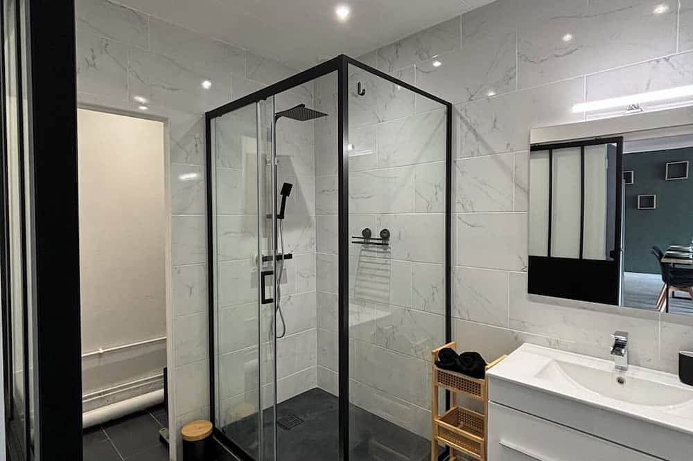 Apartamento entero, Grand Appartement de 60m Carré Roanne Centre in Roanne, Región de Roanne