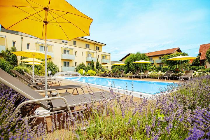 Ferienwohnung für 2 Personen, mit Balkon und Terrasse sowie Garten und Pool in Bad Radkersburg