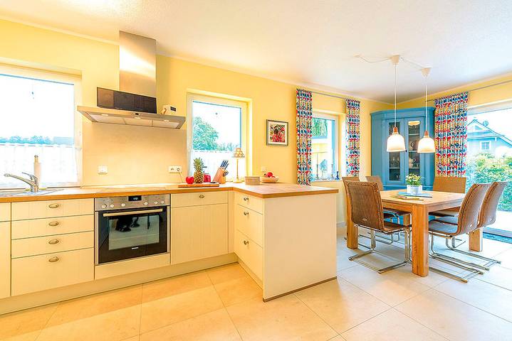 Ferienhaus für 6 Personen, mit Sauna und Garten sowie Terrasse in Zingst - 4