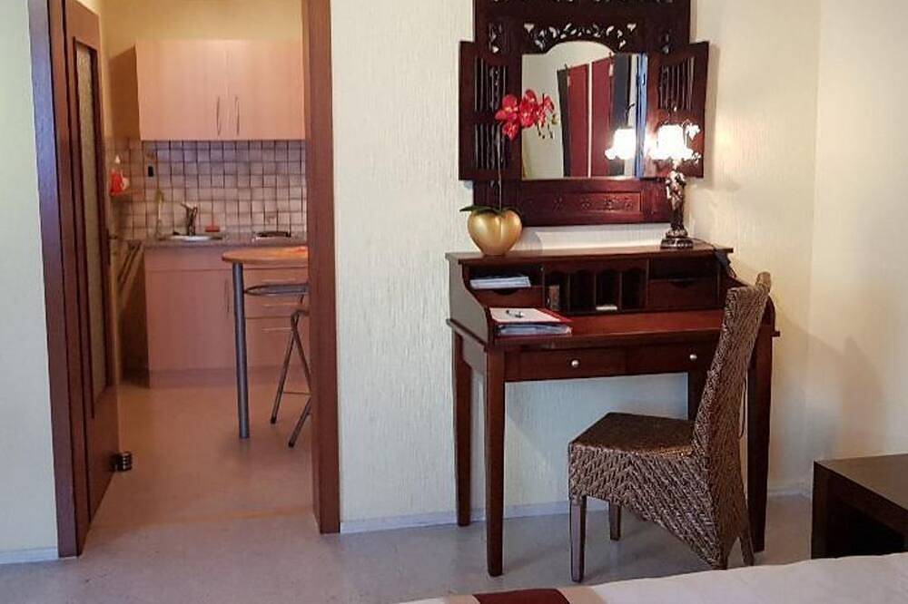 Ganze Wohnung, Ferienwohnung Schwirzheim - Ferienwohnung Schwirzheim mit 1 Schlafzimmer in Lahnstein, Osteifel