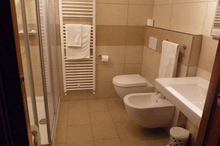 Ganze Wohnung, Reihenhaus Mit Garten in Gavazzo, Tenno
