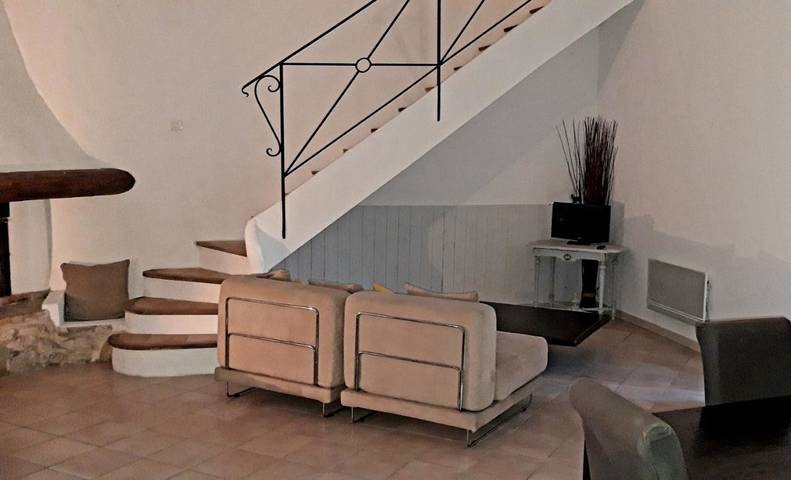 Gîte pour 6 personnes, avec jardin à Saint-Geniès-de-Malgoirès - 2