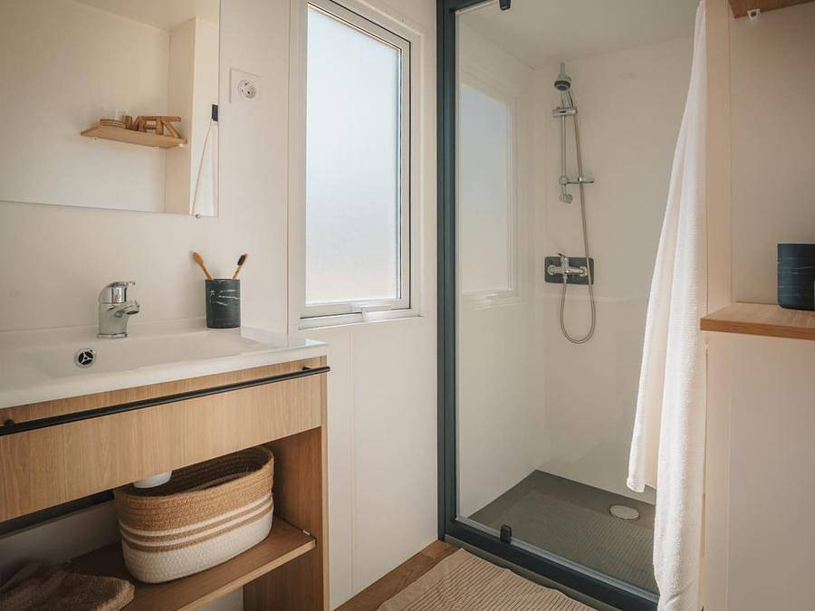 Camping Paradis du Viaduc - Mobilheim 4 personen - Nest Tropical Signature, 2 Schlafzimmer, 4 Personen in Millau, Parc naturel régional des Grands Causses