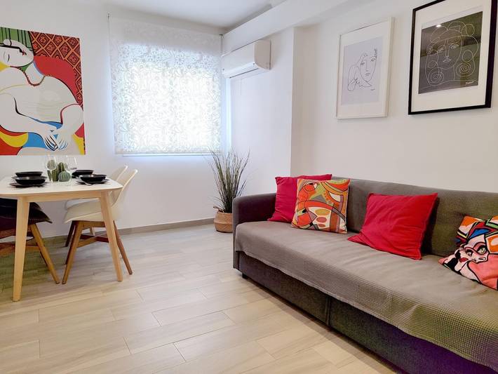 Apartamento vacacional entero, S43: Diseño y relax cerca del centro y la playa in Málaga Centro, Málaga