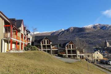 Gîte pour 6 personnes, avec terrasse à Génos