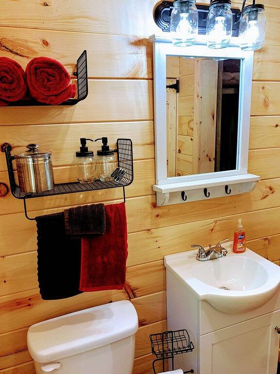 Cozy Wooded Cabin in the Heart of Rrg! in Daniel Boone National Forest