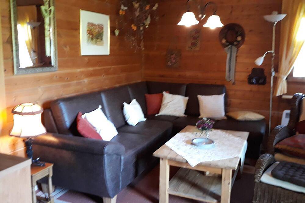 Komfortables Ferienblockhaus Nr. 27 -56 qm- bis 4 Personen Viechtach Jägerpark in Viechtach, Ostbayern