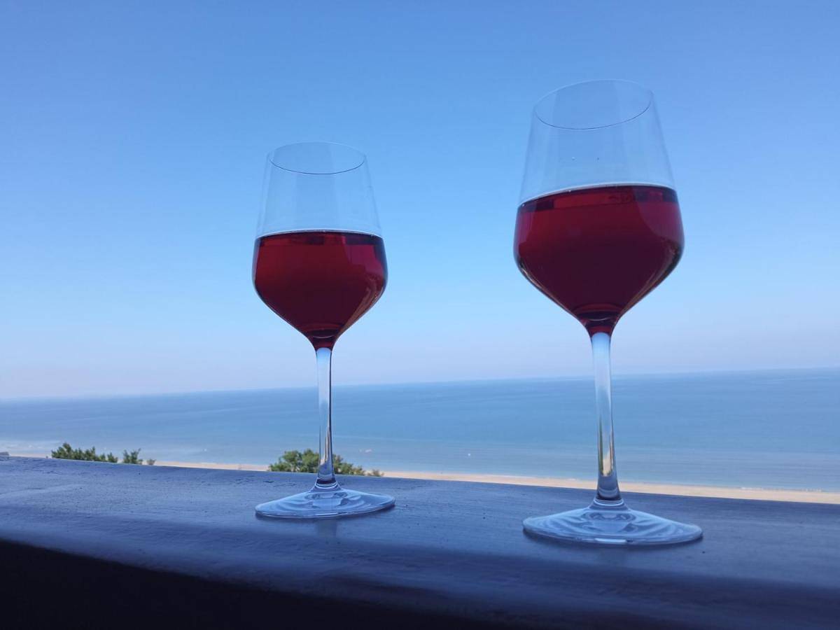 Appartement entier, Appartement 45m2 - Proche Deauville - Vue Mer in Benerville-sur-Mer, Région de Lisieux