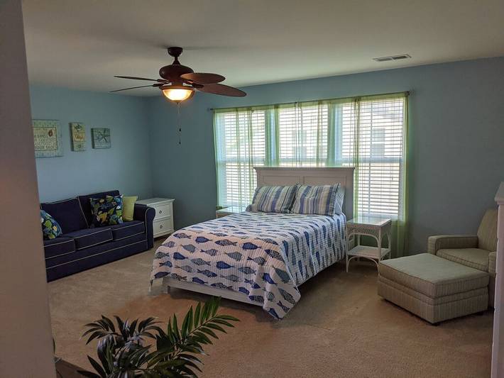 Vacation house for 10 people, with pool and yard in Delaware