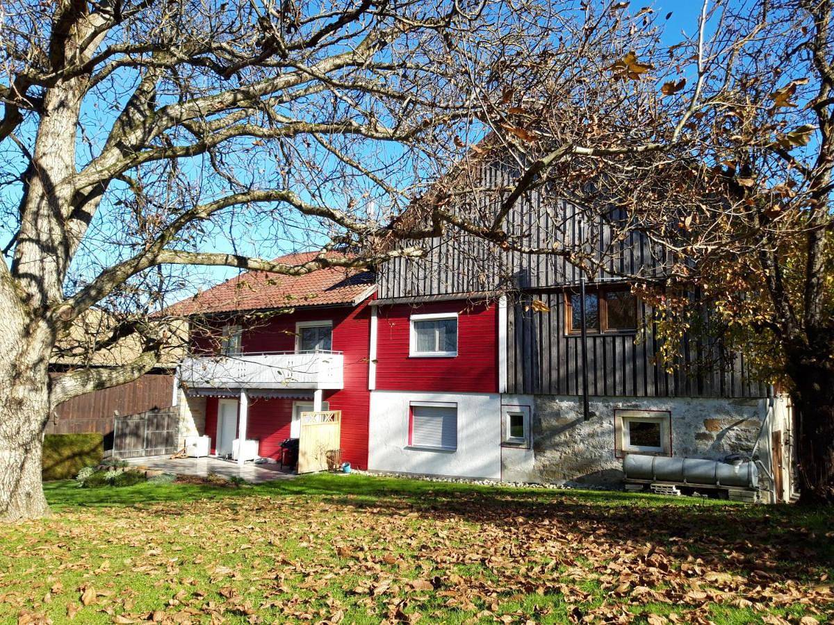 Ganze Wohnung, Ferienwohnung im Seidlerhof mit Terrasse in Röhrnbach, Ostbayern