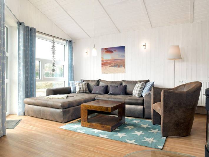 Ferienhaus für 5 Personen, mit Whirlpool und Terrasse sowie Garten und Sauna auf Insel Poel - 2