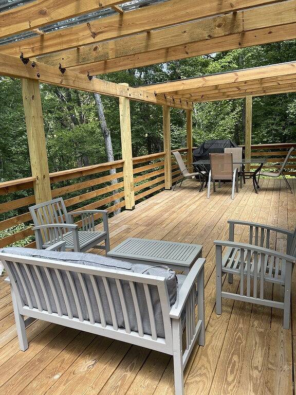 Windrock Ridge Luxury Ethan Cabin: Ride-In Access, Sleeps 16. in Anderson County