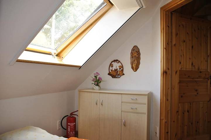 Ganze Wohnung, Sonnige und ruhige Fewo am Badeteich mit Kamin, Terrasse, gute Ausstattung in Brand-Erbisdorf, Chemnitz und Umgebung