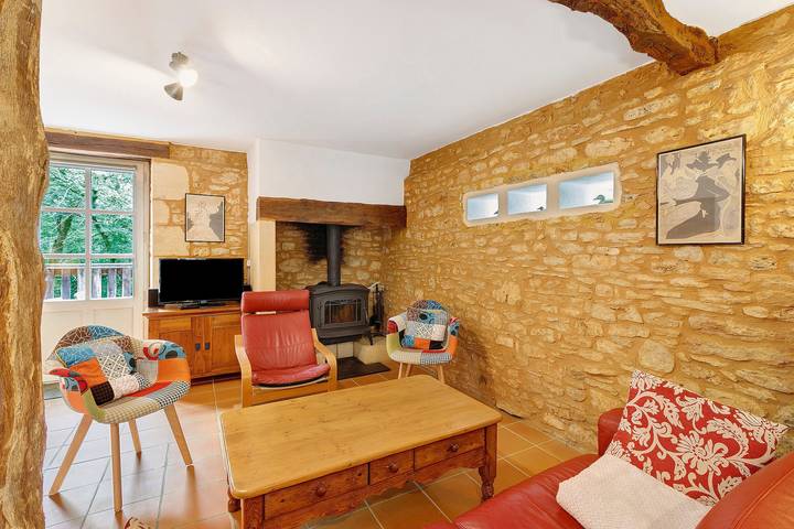Gîte « La Gariotte » con piscina y jacuzzi compartidos in Montcabrier, Quercy
