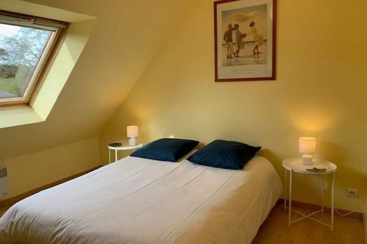 Location de vacances pour 10 personnes, avec terrasse et jardin à Carolles - 4