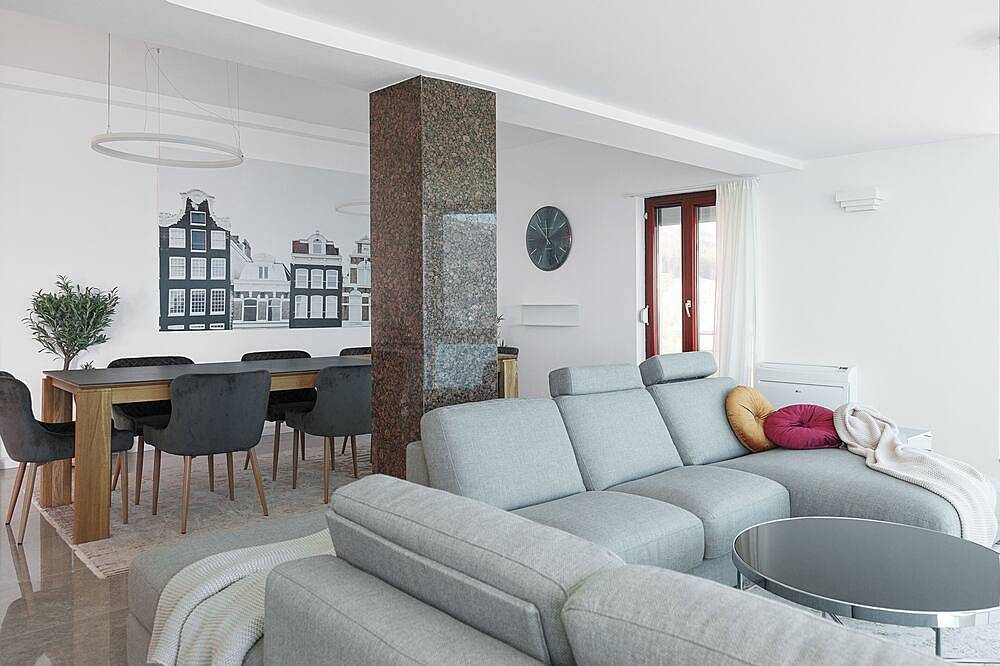 Entire apartment, Best View 4-bedroom apartment with swimming pool and private top-roof terrace in Budva, Opština Budva