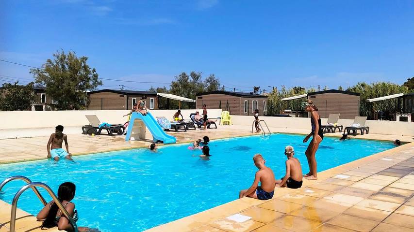 Casa móvil Montana. Eco 3 estancias 6 personas Climatizado in Saint-Mitre-les-Remparts, Costa mediterránea (Francia)