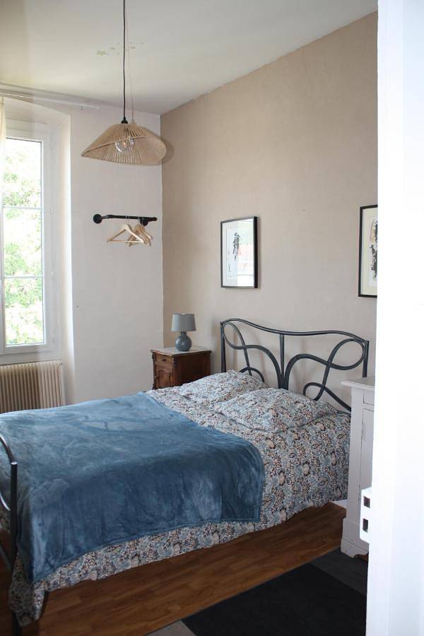 Gîte pour 4 personnes, avec vue et terrasse à Barbaste - 2