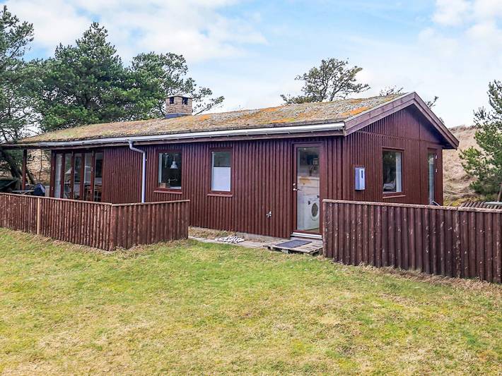 Ferieudlejning for 6 personer, med Terrasse i Rødhus