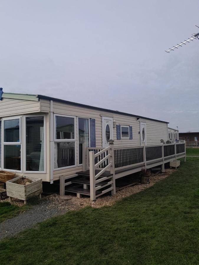 Camping for 5 people, with Terrace and Garden in Mablethorpe