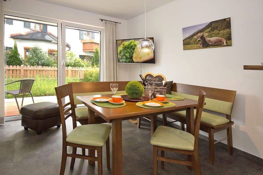 Entire apartment, Rusticoy - friendly and personable in Oy-Mittelberg, Bavarian Swabia