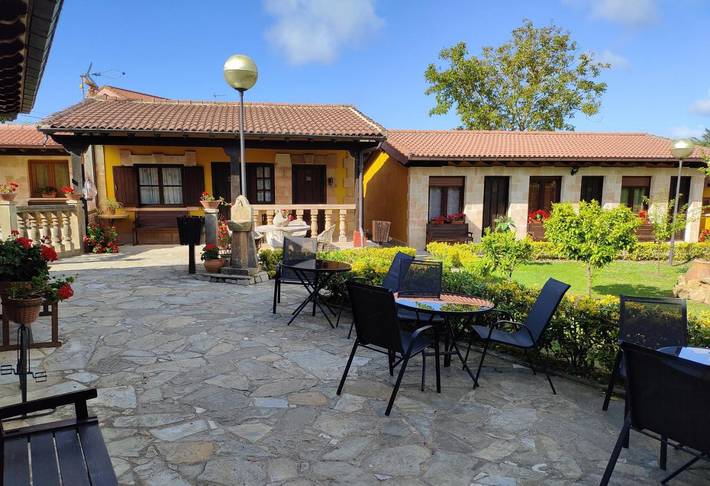 Casa de huéspuedes para 2 personas, con Terraza además de Jardín y Vistas en Besaya