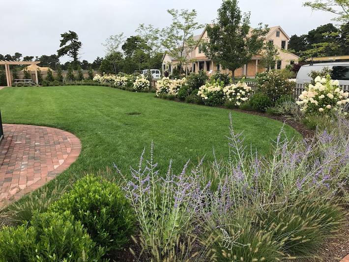 Vacation rental for 7 people, with pool and garden as well as terrace in Nantucket Island