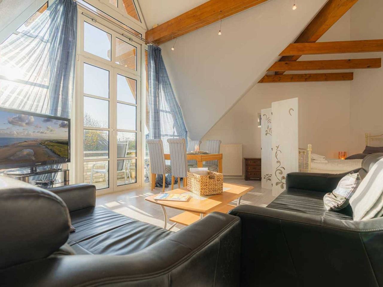 Ganze Ferienwohnung, Haus Zur Sonnenseite - Wohnung 2 Dörte in Garding, Eiderstedt