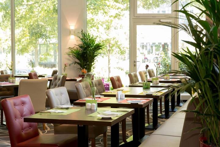 Hotel für 3 Personen, mit Terrasse und Sauna in Neuss