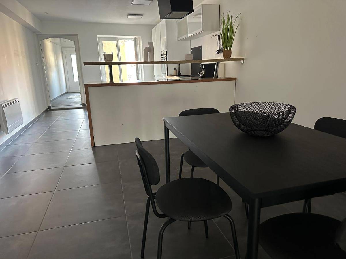Appartement entier, Apartment in Saint-Avold, Région de Forbach