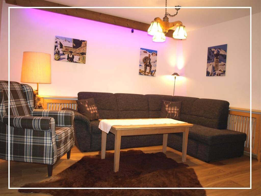 Ganze Ferienwohnung, Chalet mit 3 sep. Schlafzimmer/2 Bäder/sep. Wc in Ellmau - SkiWelt, Ellmau